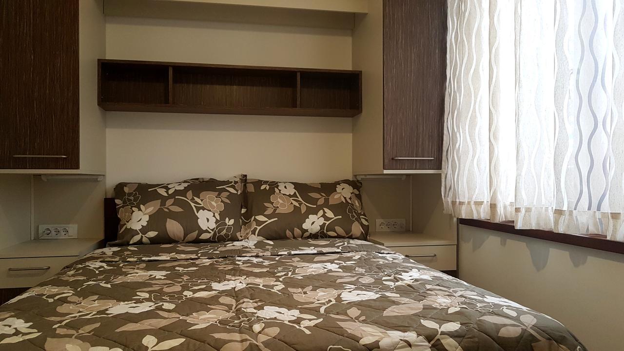 Apartment Iris Belgrado Esterno foto